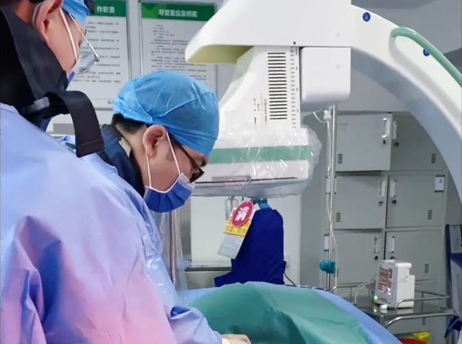 平板介入中C的影像引導 平板介入中C的影像引導