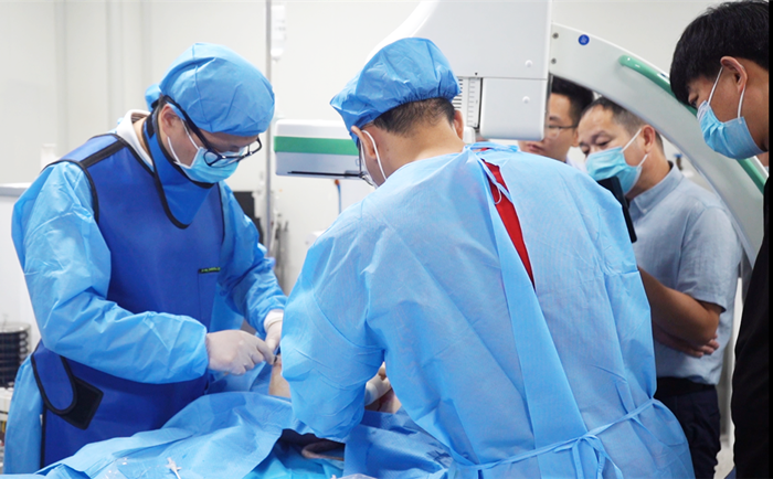 介入C型臂引導下的手術 介入C型臂引導下的手術